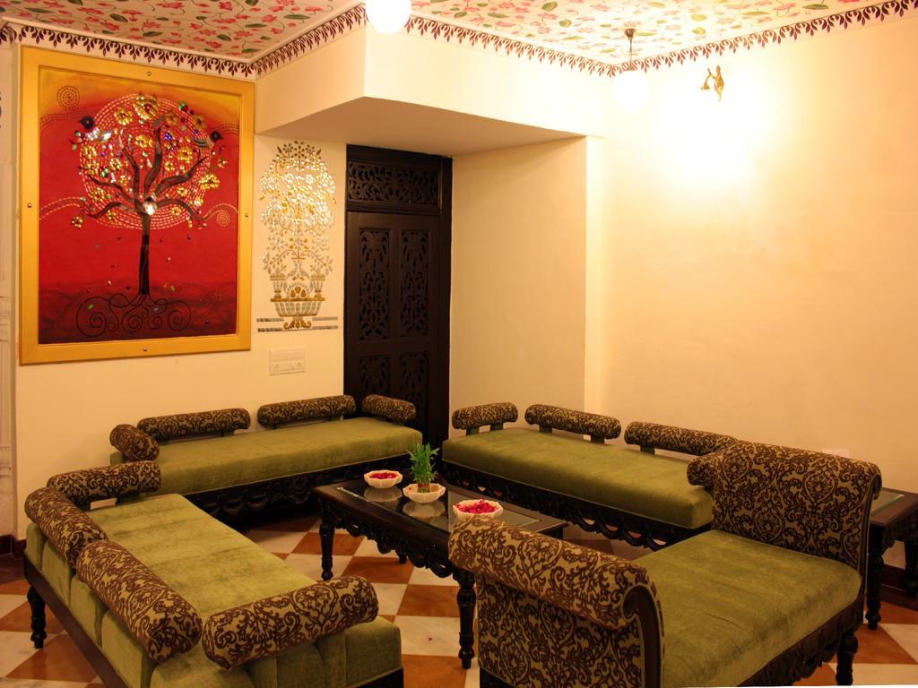 Hotel Mahima Palace Udaipur Buitenkant foto